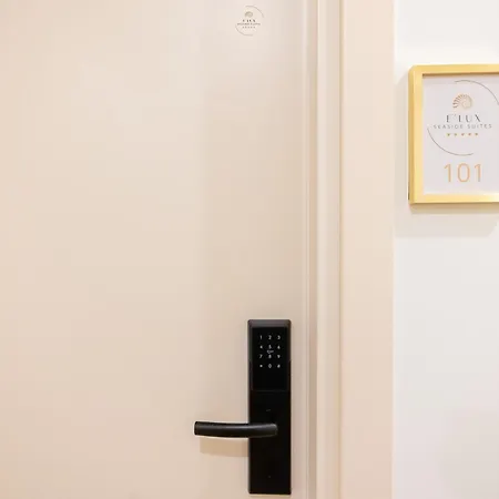 E'lux Seaside Apartment Vlore