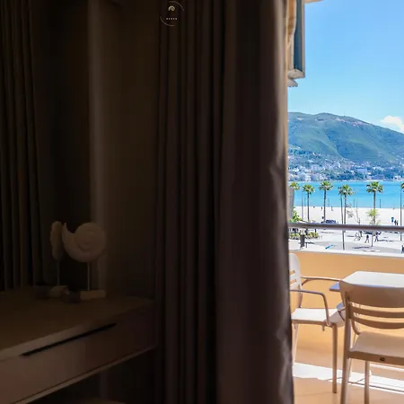Apartment E'lux Seaside