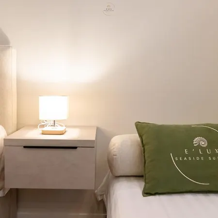 Apartment E'lux Seaside Vlore