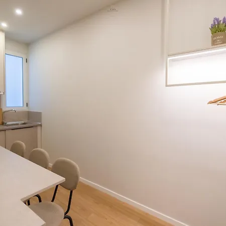 E'lux Seaside Apartment